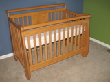 crib ready for bedding